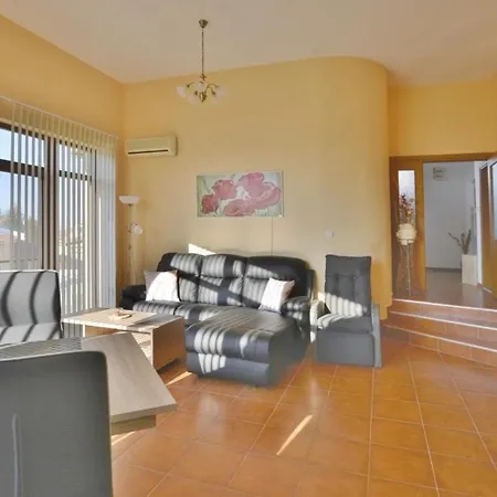 Holiday home Montemar Sp Villas-kosharica *